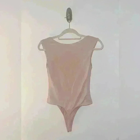 Wilfred Free Aritzia Pink Square Neck Bodysuit in Rose - Picture 2 of 4